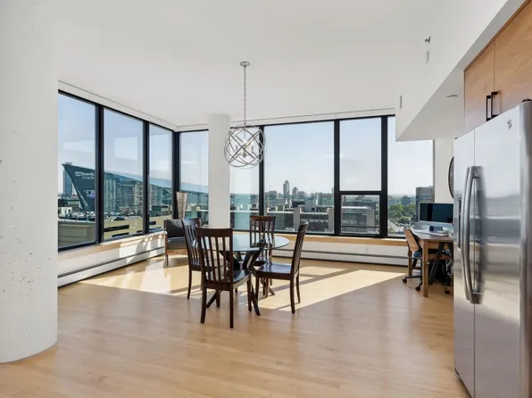 740 Portland Ave Unit 1301, Minneapolis, MN 55415