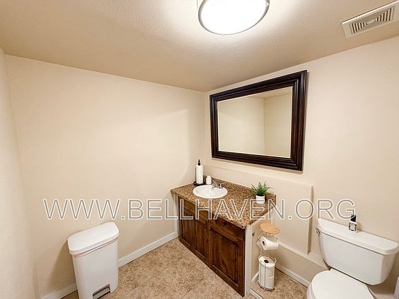5th image of 134 W Main St Office 1-8