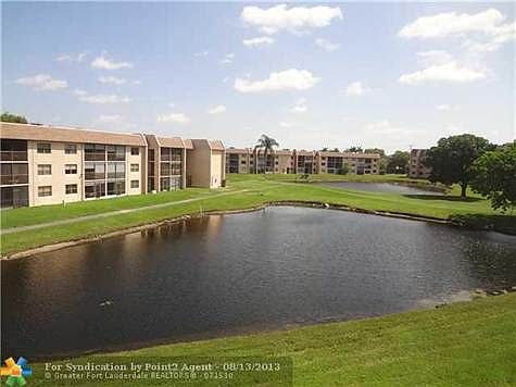 4th image of 10145 Sunrise Lakes Blvd APT 303