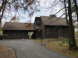 15 Amy Dr, Fort Edward, NY 12828