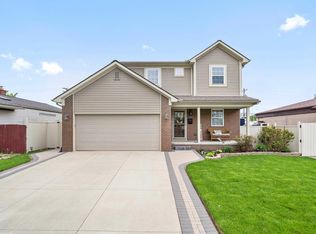 28125 Gladstone St, Saint Clair Shores, MI