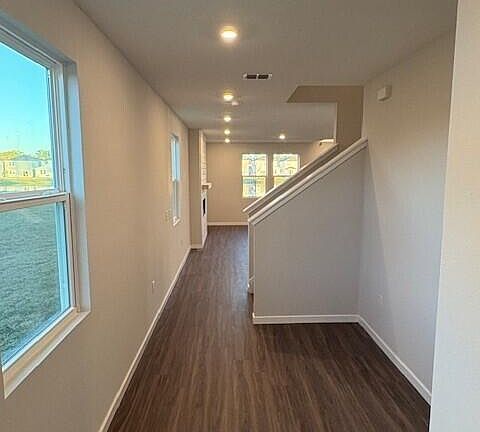 5th image of 14787 MACADAMIA Lane #110