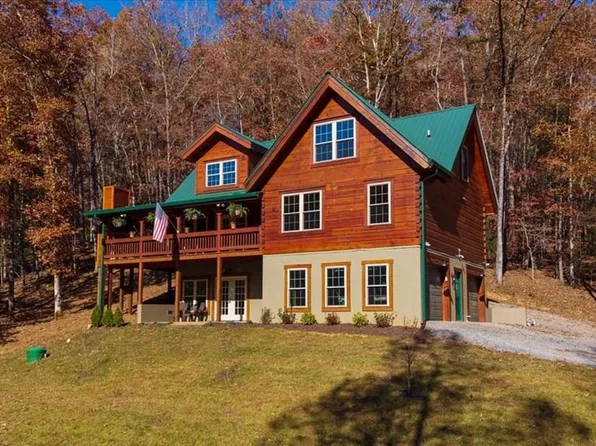 163 Cherokee Path, Blue Ridge, GA 30513