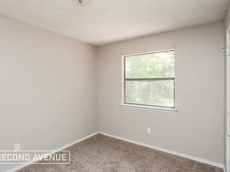 1340 Cy Blackburn Cir — Photo 16