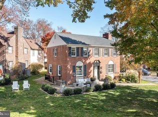 201 Walnut Pl, Havertown, PA 19083