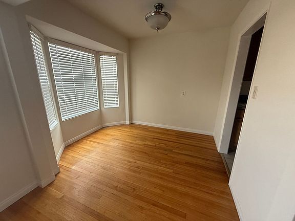4th image of 517 E Washington Blvd #D