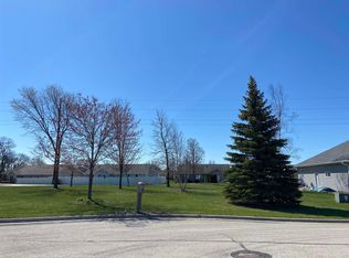 3182 Morning Woods Ct, Green Bay, WI 54311