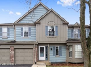 111 Crab Tree Dr, Westmont, IL