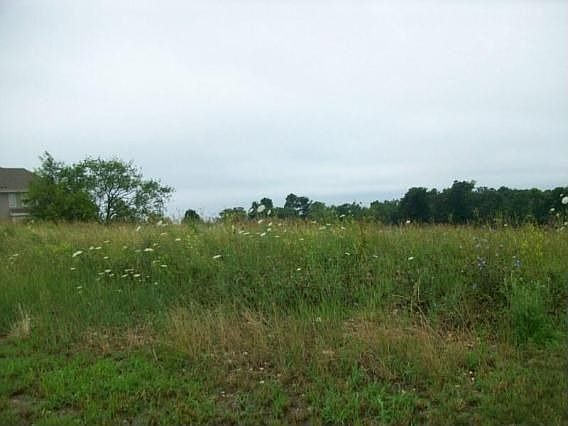 2nd image of W263N6233 Ridge Dr