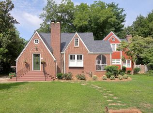 30 N Avondale Dr, Greenville, SC 29609