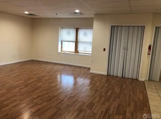 250 Amboy Ave, Woodbridge, NJ 07095