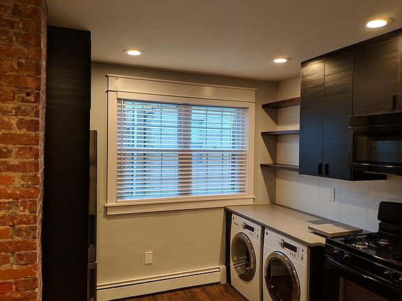 Kitchen (with laundry)