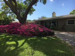 102 Live Oak Ln, Largo, FL 33770
