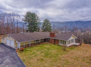 152 Edgewood Dr, La Follette, TN 37766
