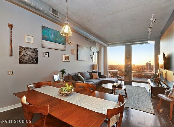 5th image of 720 N Larrabee St APT 1211