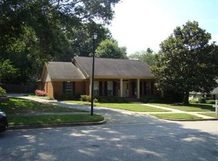2109 Belmont Ct, Mobile, AL 36695