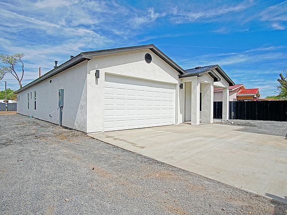 4th image of 1225 Villa Rosie Ct SW