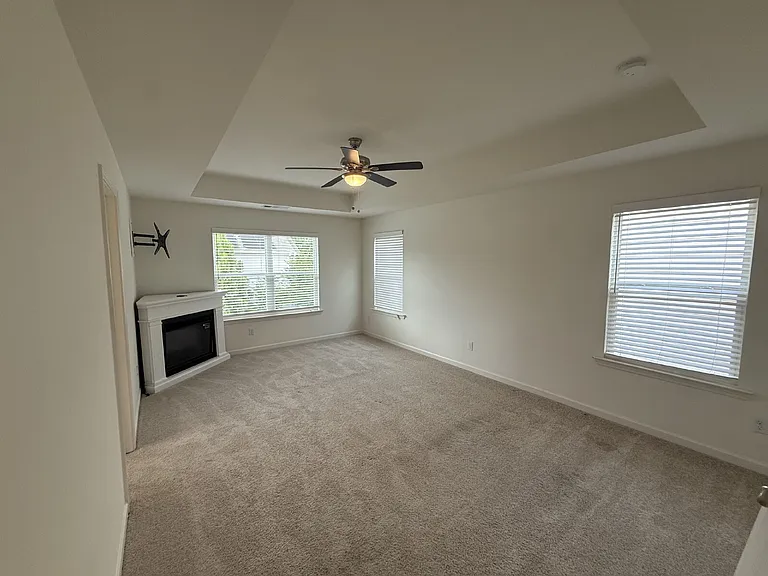 565 Morrow Ln SW #SW — Photo 6