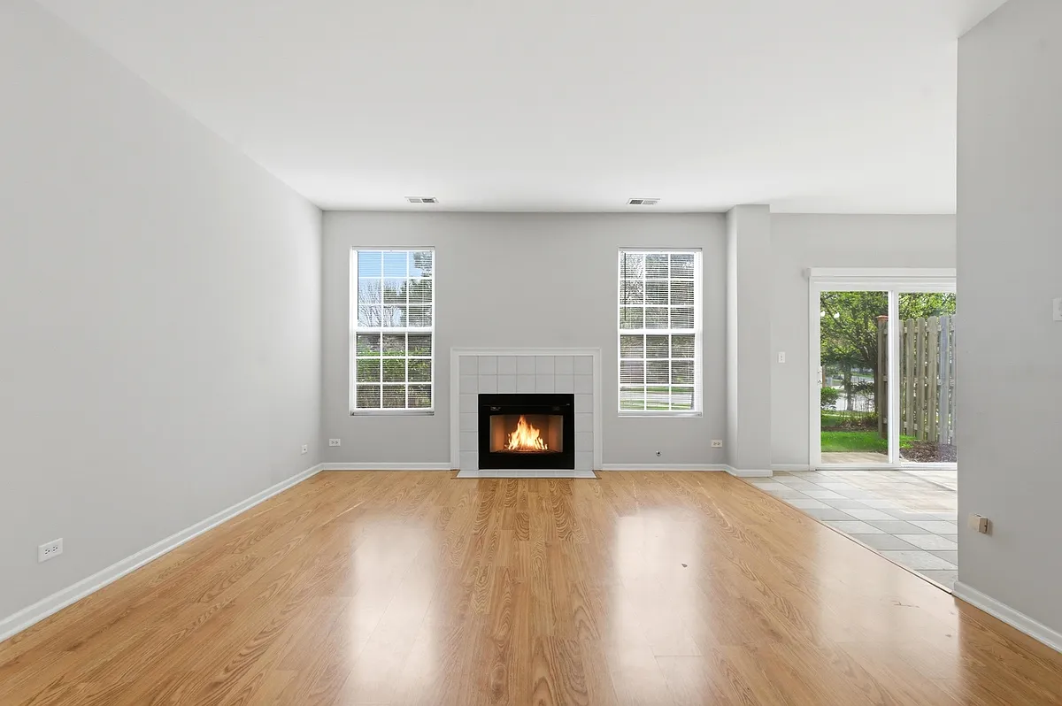 Building Photo - 811 Donelson Ct