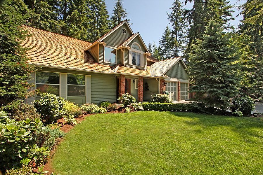 Welcome to this sunny home on 1.2+ acres.