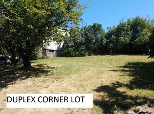 13906 NE Glisan St, Portland, OR 97230