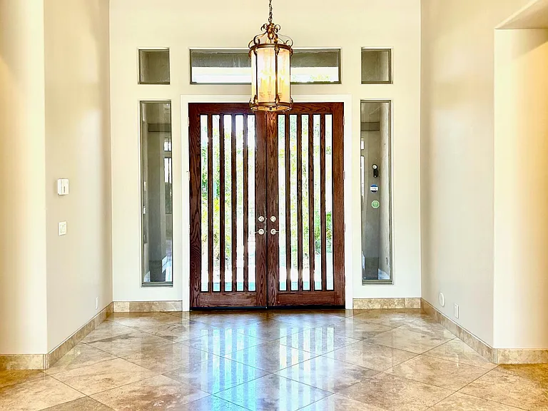 7484 E Pontebella Dr — Photo 3