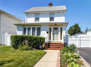 167 E Marshall St, Hempstead, NY 11550