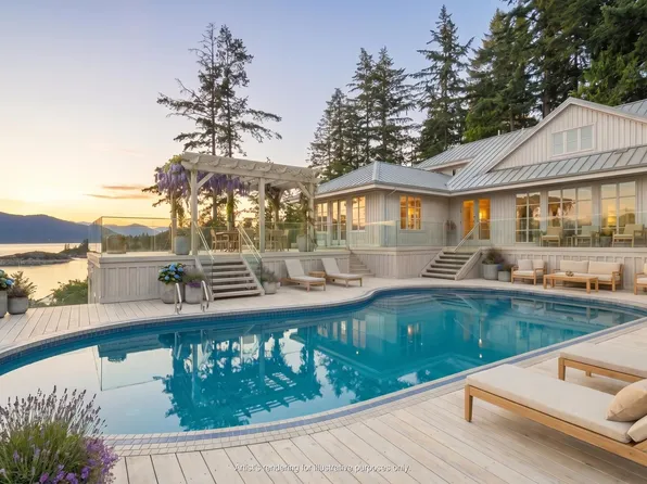 6231 Taylor Dr, West Vancouver, BC V7W 1Y8