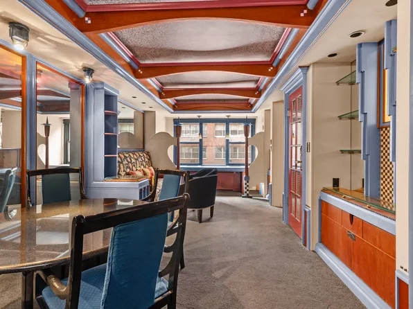 220 East 57th Street image 3 of 5