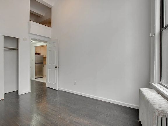 2nd image of 220 Park Ave S APT 3C