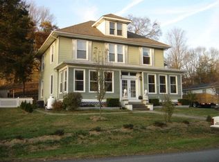 359 Yards Rd, Bluefield, VA 24605