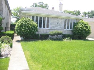 8631 W Stolting Rd, Niles, IL 60714