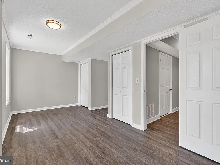 1609 Airport Ave — Photo 5