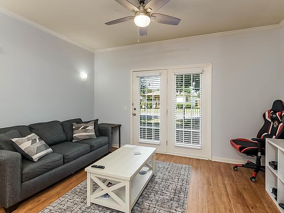 3rd image of 1901 5th Ave #2122