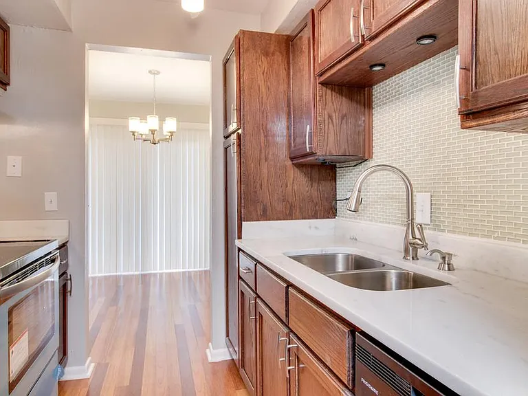 810 Bellevue Rd #218 — Photo 17