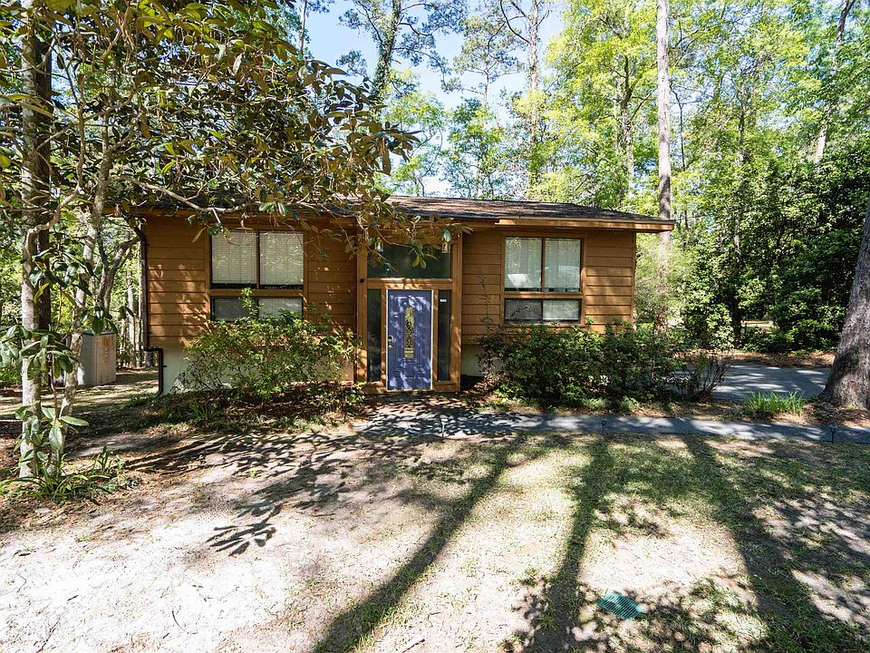 1st image of 3322 Robinhood Rd