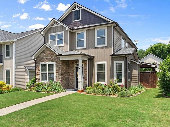 3rd image of 607 Sunflower Dr