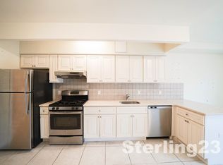 26-18 23rd Ave #2R, Astoria, NY 11105