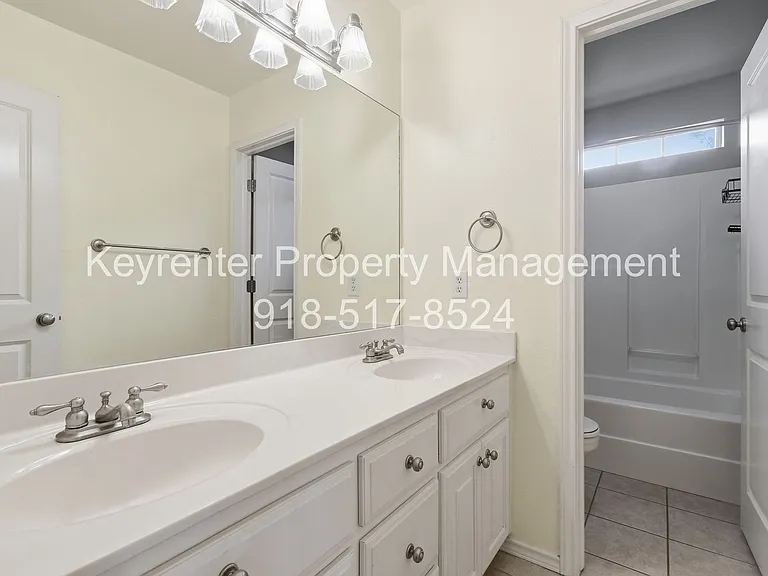 11906 S Juniper Ct — Photo 19