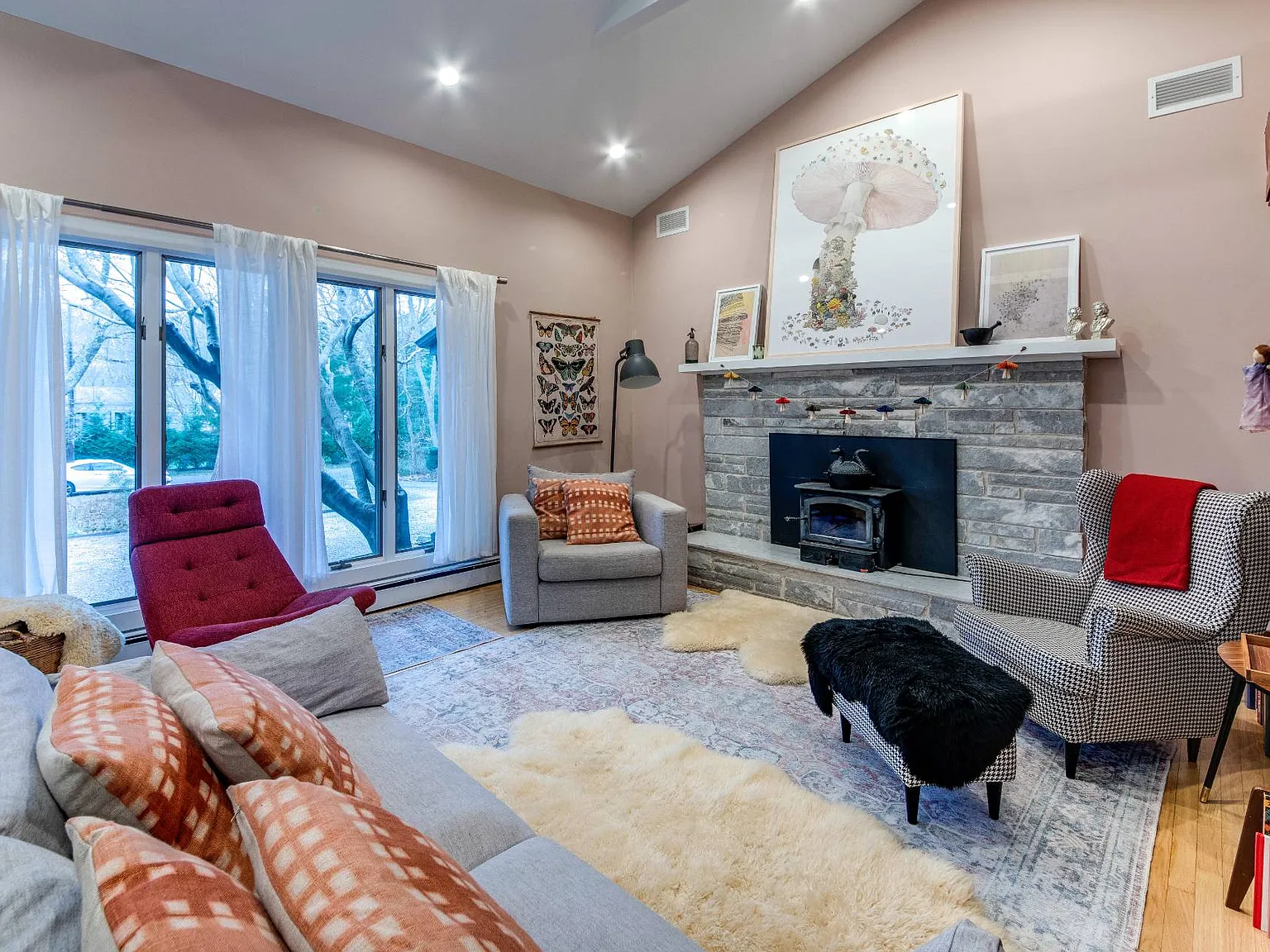 Hip mid century modern ranch — Photo 4