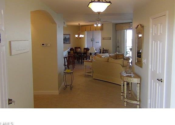 4th image of 201 Vintage Bay Dr Unit 23