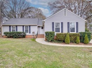 4921 Pine Ridge Rd, Charlotte, NC 28226