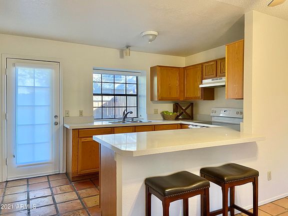 2nd image of 4901 E Kelton Ln Unit 1053