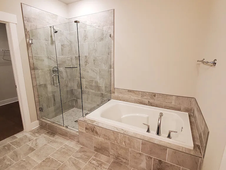 115 Harvester Dr — Photo 18