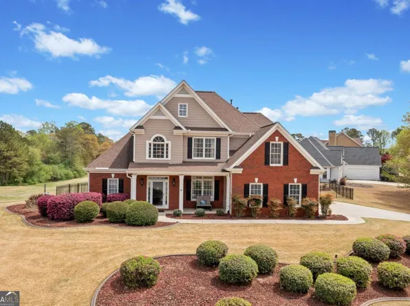 179 Country Club Dr, Hiram, GA 30141