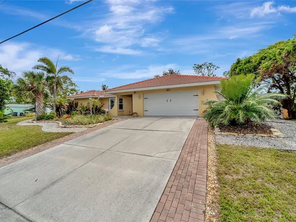 221 Sorrento Dr, Osprey, FL 34229