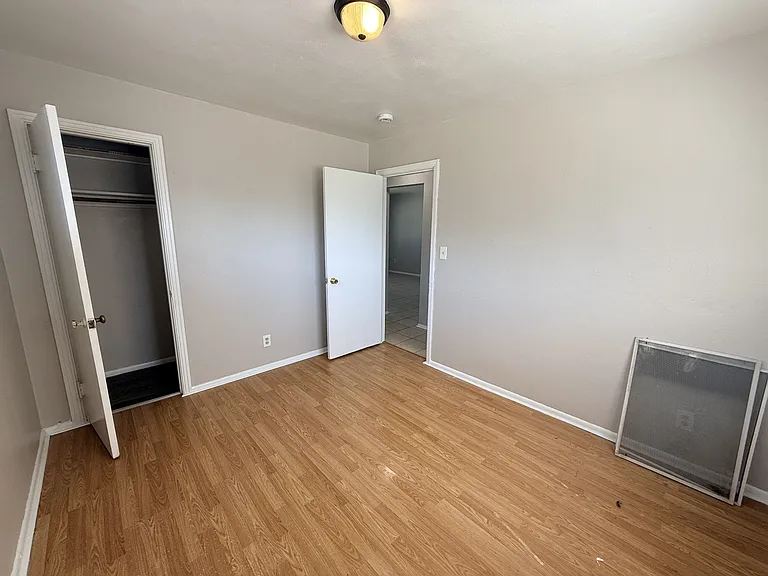 532 Rockdale Ave #1 — Photo 8