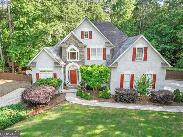 155 Aristocrat Ct, Fayetteville, GA 30215