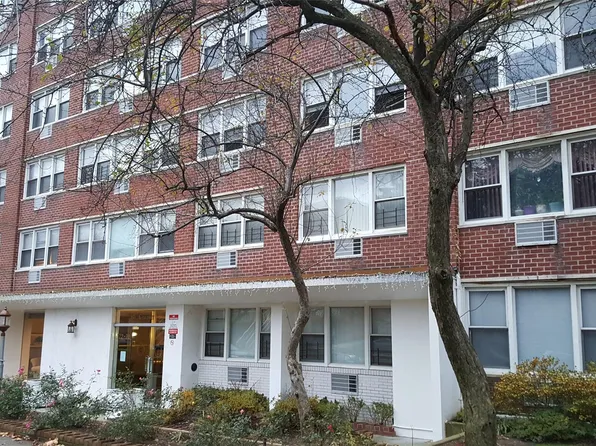 172-70 Highland Avenue #3M, Jamaica Estates, NY 11432