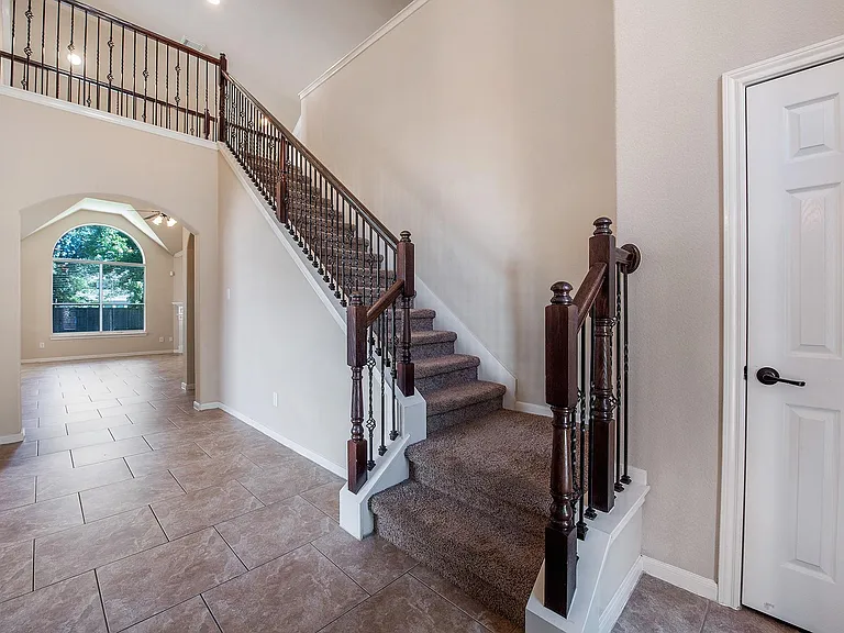 158 Rocky Point Dr — Photo 9